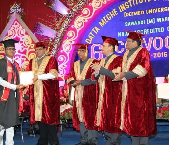 A proud milestone in an academic journey dedicated to excellence. Dr. Ayush Dubey receiving the prestigious Gold Medal during his MBBS convocation, recognizing outstanding academic achievement and laying the foundation for a career in advanced cancer care.